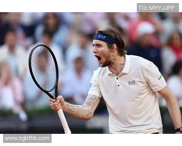 杭州网球队在世界锦标赛积分榜上以51分稳居第一名展现强劲实力 杭州网球队在世界锦标赛积分榜上以51分稳居第一名展现强劲实力