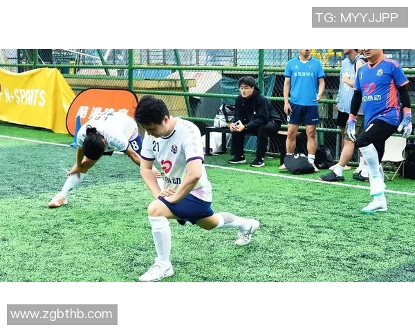 杭州足球队中路突破战术解析与实战应用探秘 杭州足球队中路突破战术解析与实战应用探秘