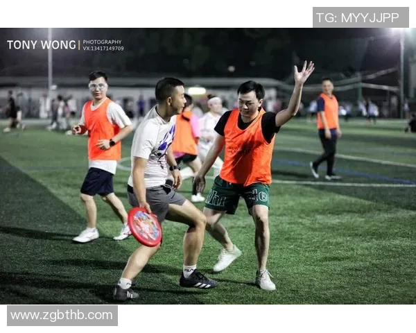 深圳飞盘队创历史新高引领飞盘配合排名激励更多年轻人参与运动 深圳飞盘队创历史新高引领飞盘配合排名激励更多年轻人参与运动